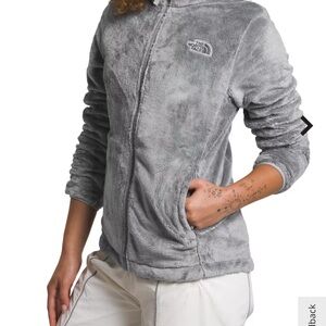The North Face Gray Fleece Osito Jacket
In very good condition.